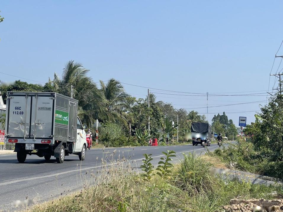 Bán gấp đất nền dự án 695 m2, mặt tiền 15m tại Thanh Bình - Đồng Tháp, giá 4,8 tỷ