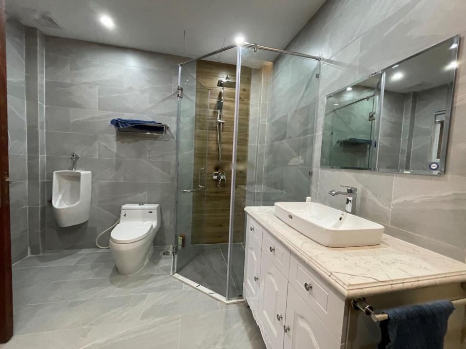 Cho thuê gấp nhà riêng tại Đường Giáp Bát, 50 m2, 4 tầng, sẵn nội thất, giá 12 tr/tháng