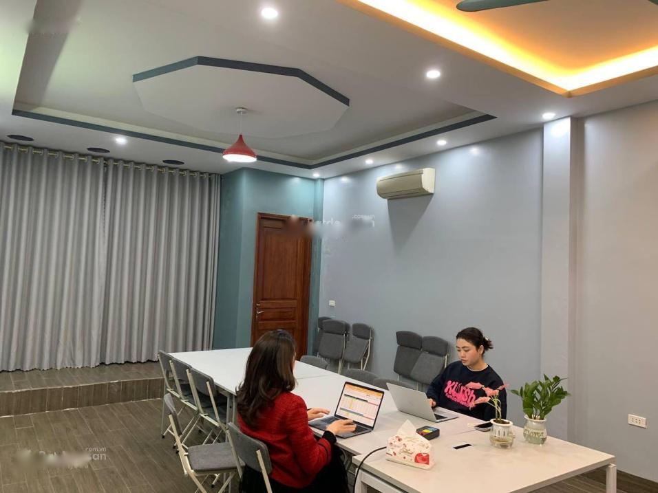 Cho thuê gấp nhà riêng tại Đường Giang Văn Minh - Ba Đình, 70 m2, 3 tầng, giá 18 tr/tháng