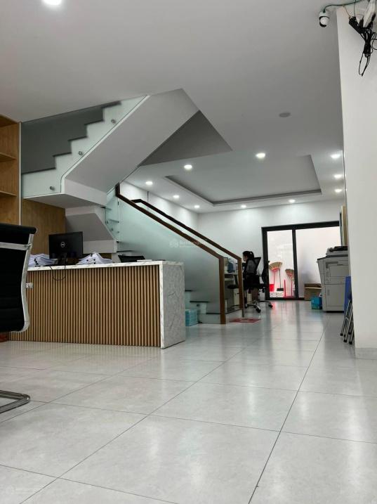 Cho thuê gấp nhà biệt thự, liền kề 4 tầng tại Thủ Đức - TP Hồ Chí Minh, giá 26 triệu/tháng - Ảnh 1