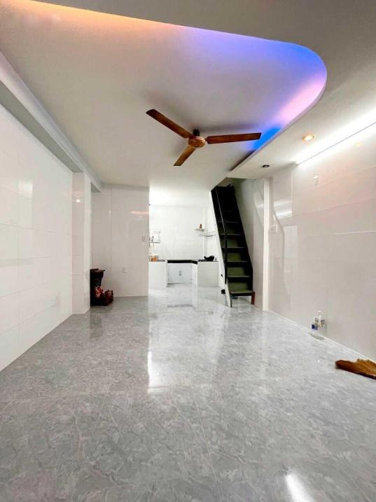 Thuê ngay nhà sổ hồng riêng tại Đường 3/2 - 14 - Quận 10, 70 m2, 2 tầng, giá 13 triệu/tháng - Ảnh 1