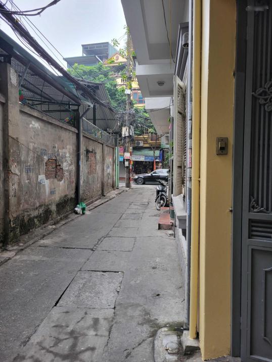 Cho thuê gấp nhà riêng tại Đường Cầu Đất - Hoàn Kiếm, 40 m2, 1 tầng, sẵn nội thất, giá 4 tr/tháng