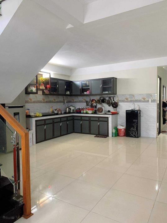 Cần bán gấp căn nhà 2 tầng, 110 m2, mặt tiền 5m tại Đường Vùng Trung 6 - Ngũ Hành Sơn, giá 3 tỷ - Ảnh 1