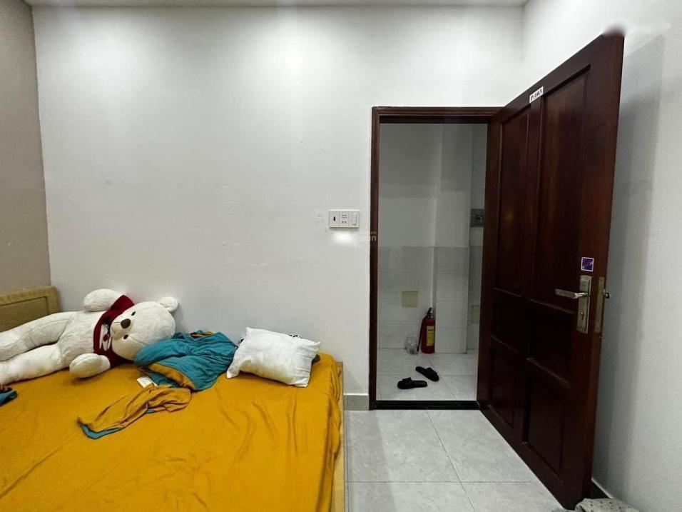 Cho thuê gấp nhà trọ phòng trọ 36 m2 tại Đường Cách Mạng Tháng Tám, sẵn nội thất, giá 4 tr/tháng