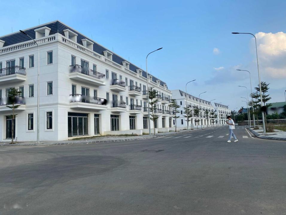 Bán đất 132 m2, mặt tiền 6m, hướng Đông - Nam tại Huyện Yên Thủy - Hòa Bình, giá 1,57 tỷ