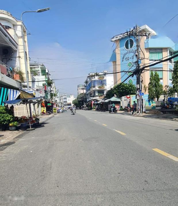 Cần bán nhà mặt phố đẹp 5 tầng, 80 m2 tại Đường Kinh Dương Vương - Bình Tân, giá 13,45 tỷ