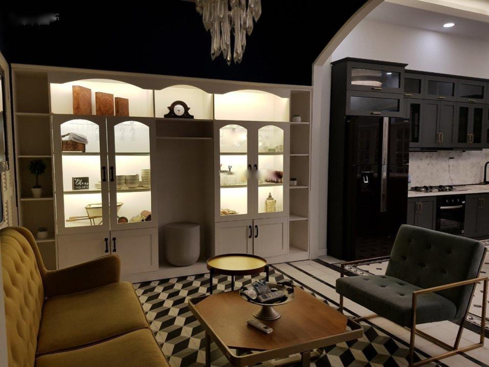 Cần bán nhanh căn nhà mặt phố 3 tầng, 231 m2, mặt tiền 7m tại Đường Lê Văn Chí, giá 24 tỷ