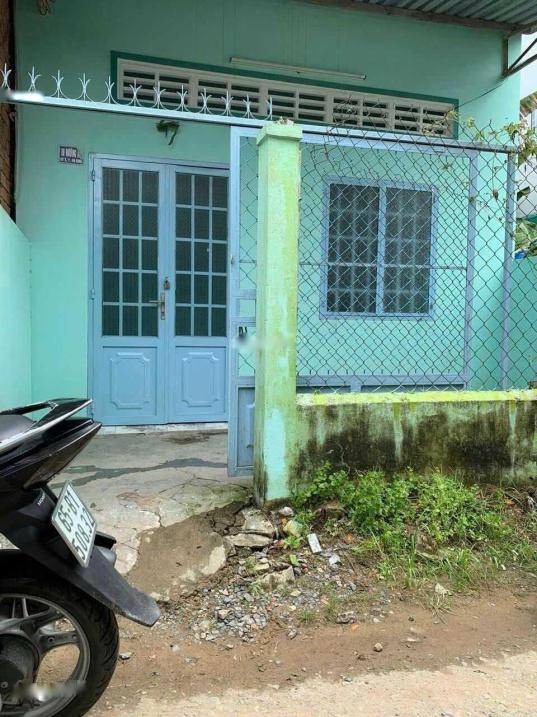 Cần bán gấp nhà sổ riêng 1 tầng, mặt tiền 4m, hướng Tây - Nam tại Đường A2 - Ninh Kiều, giá 1,6 tỷ