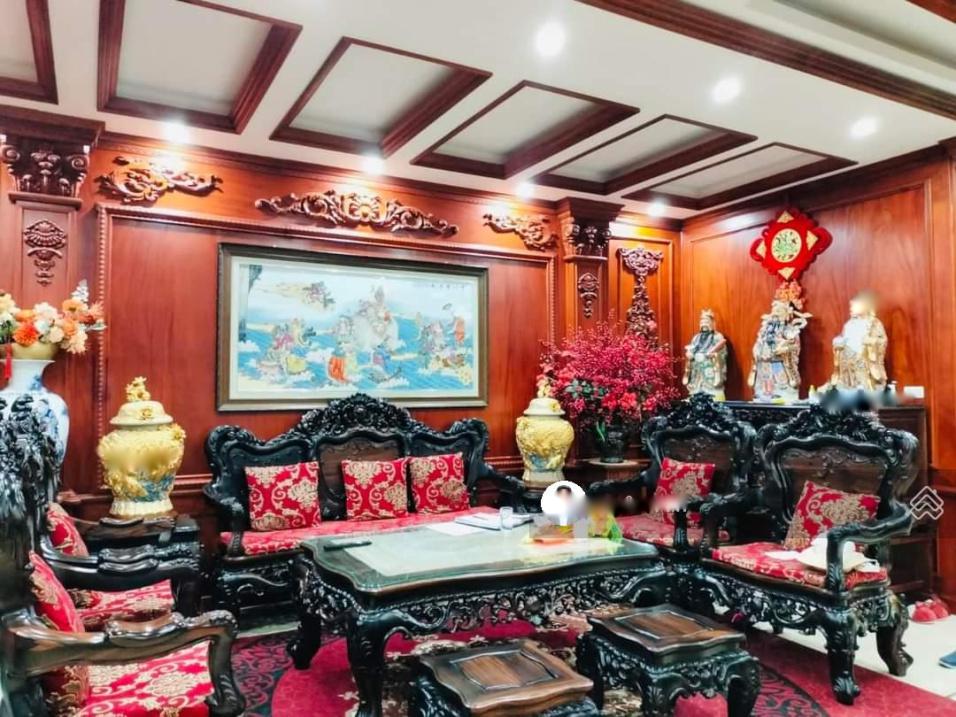 Sở hữu căn biệt thự 5 tầng, 170 m2, giá 27 tỷ tại Đường Nguyễn Văn Cừ - Bồ Đề - Long Biên - Hà Nội