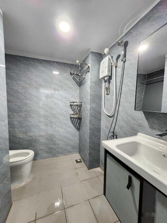Cho thuê gấp nhà trọ 30 m2 tại Đường Lâm Văn Bền - Quận 7, sẵn nội thất, giá 5 triệu/tháng
