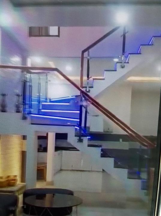 Cần cho thuê nhà đất tại Thủ Dầu Một, 80 m2, 2 tầng, sẵn nội thất, giá 5 triệu/tháng