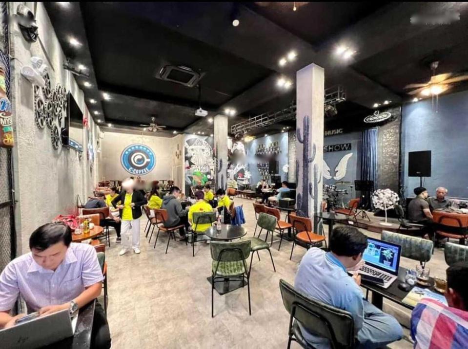 Cần cho thuê nhà phố tại Đường Nguyễn Đình Chiểu - 6 - Quận 3, 220 m2, 2 tầng, giá 125 tr/tháng