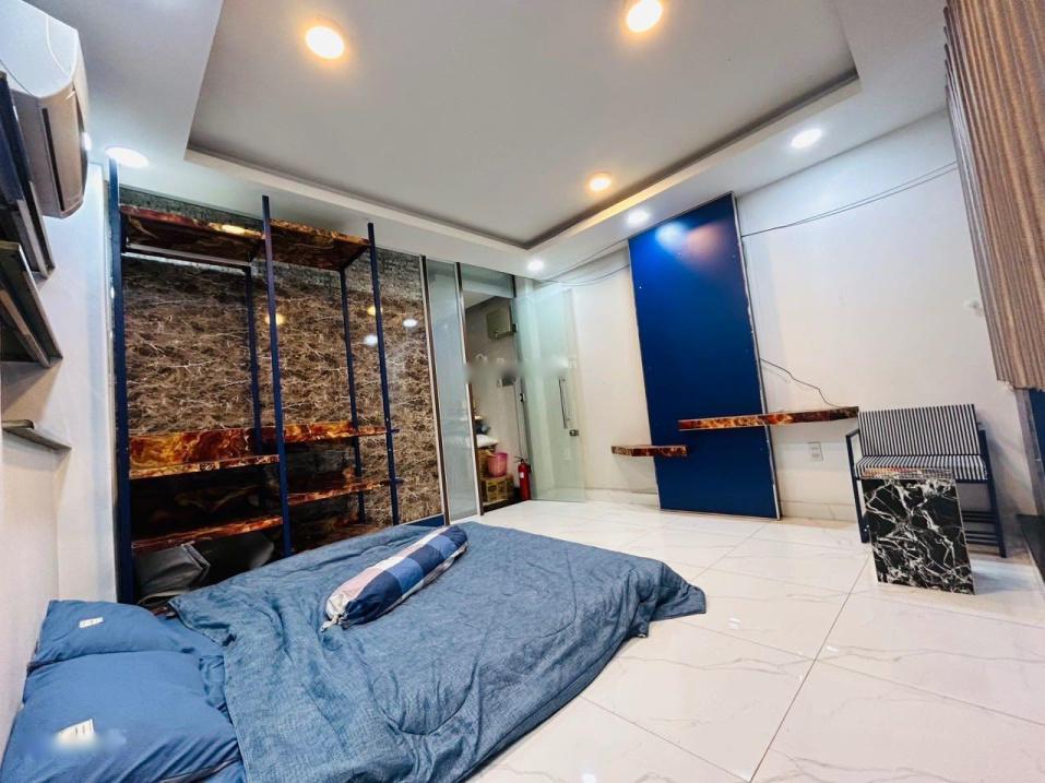 Cần cho thuê gấp nhà trọ, phòng trọ 30 m2 tại Đường Xuân Hồng, đã có nội thất, giá 4 triệu/tháng - Ảnh 1