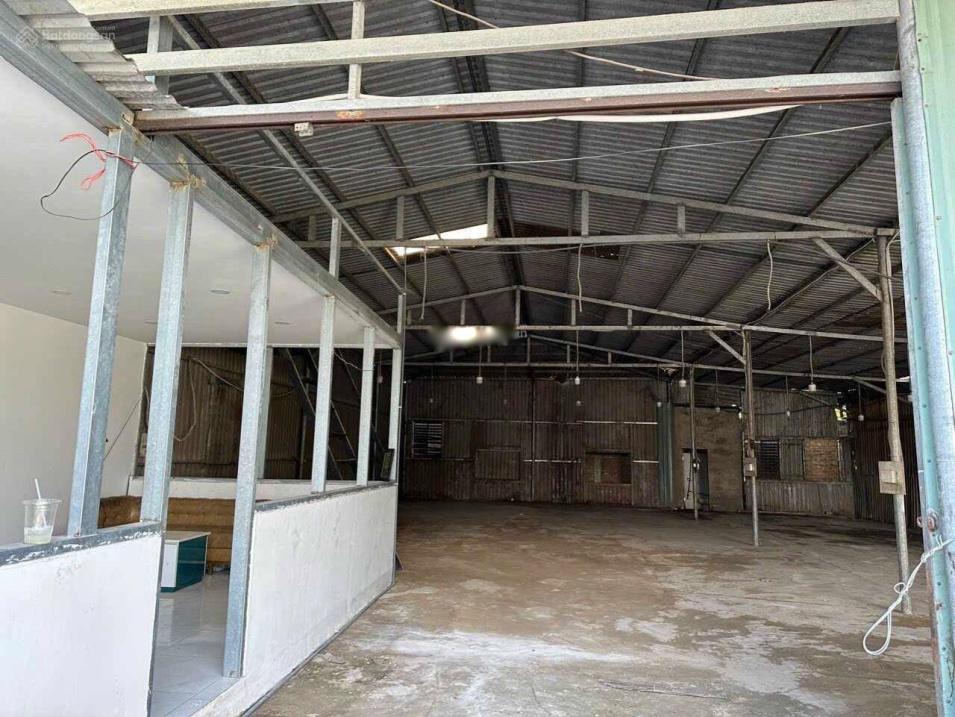 25tr/th 600m2 cho thuê kho xưởng ngay góc Liên Phường, Bưng Ông Thoàn, P.Phú Hữu, Q9, bao GP. PCCC