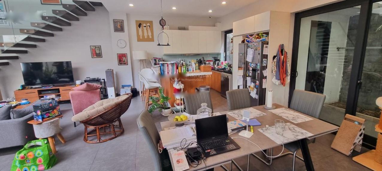 Cho thuê nhà biệt thự 3 tầng, 250 m2 tại Quận 2 - TP Hồ Chí Minh, giá 120 triệu/tháng - Ảnh 1