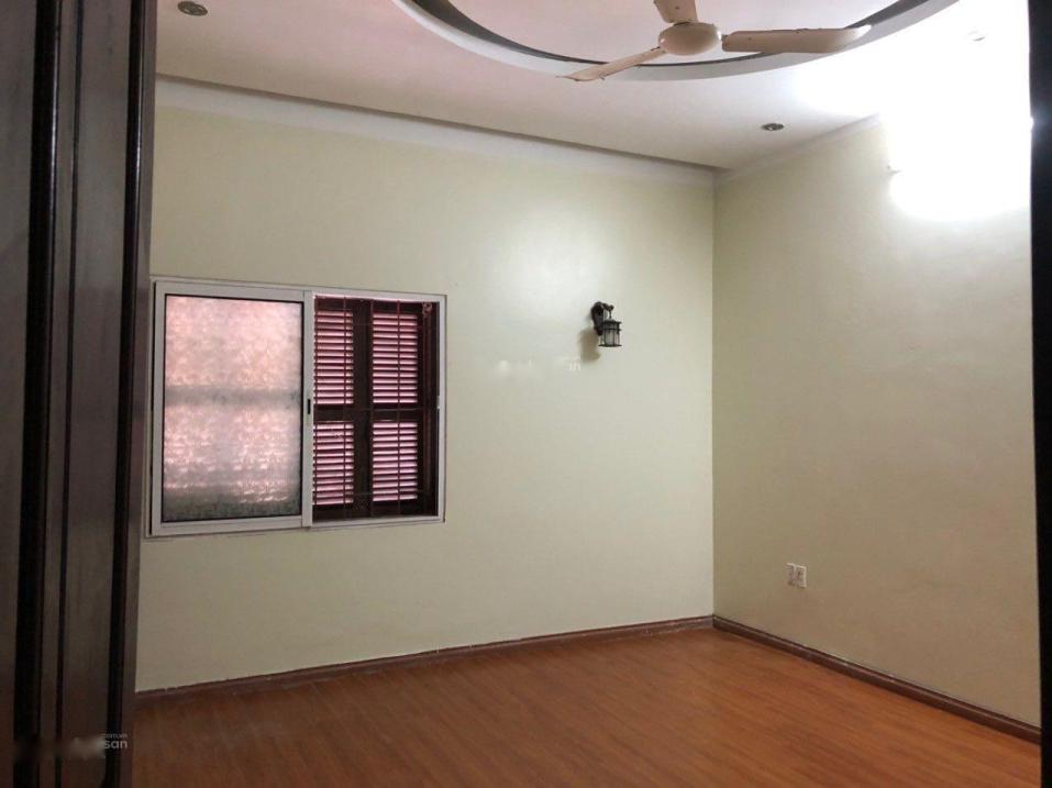 Thuê ngay nhà shr tại Phố Yên Lạc, 83 m2, 5 tầng, đầy đủ nội thất, giá 28 triệu/tháng