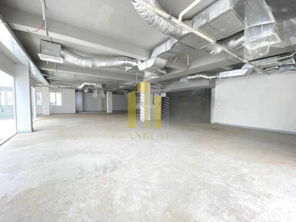 Tòa văn phòng hơn 5000m2 sử dụng - hầm 8 lầu, thang máy khu Đảo Kim Cương