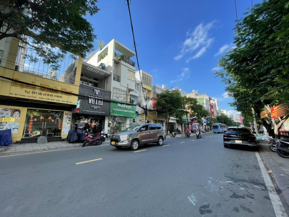 Cho thuê nhà mặt phố đẹp tại Đường Trương Công Định - 14 - Tân Bình, 2 tầng, giá 70 tr/tháng