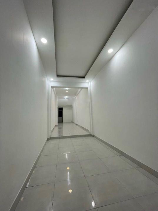 Cho thuê nhà mặt phố đẹp tại Đường Võ Văn Ngân - Thủ Đức, 60 m2, 3 tầng, giá 20 triệu/tháng
