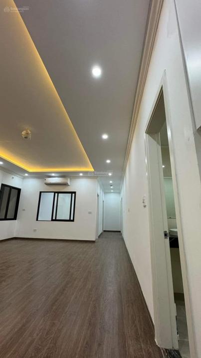 Cho thuê gấp căn chung cư 4 phòng ngủ, 127 m2 tại đường Tứ Hiệp - Thanh Trì, giá 8 tr/tháng
