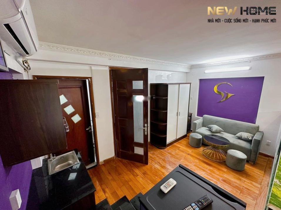 Cho thuê gấp phòng 30 m2 tại Đường Nguyễn Trung Ngạn - Quận 1, đầy đủ nội thất, giá 8 tr/tháng