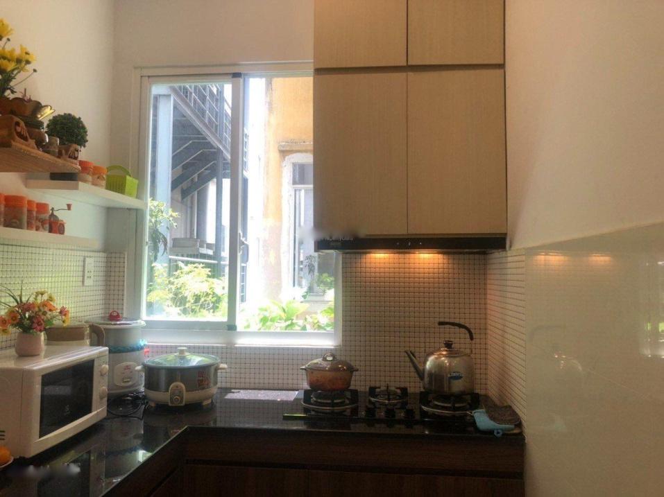 Cho thuê gấp nhà chung cư 1 phòng ngủ, 80 m2 tại Đường Bùi Viện - Quận 1, giá 12 triệu/tháng