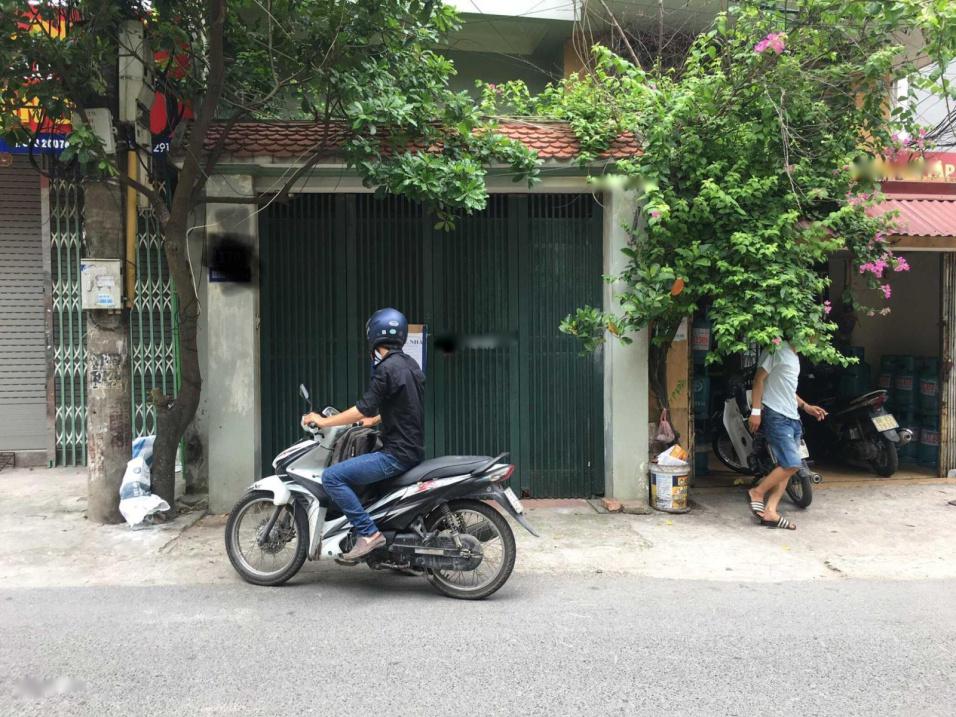 Cho thuê gấp căn nhà riêng tại Đường Nguyễn Cơ Thạch, 35 m2, 4 tầng, giá 12 triệu/tháng