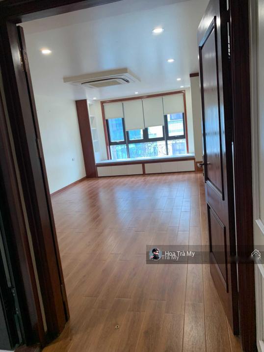 Cho thuê gấp nhà sổ riêng tại Đường Hoàng Quốc Việt - Cầu Giấy, 85 m2, 5 tầng, giá 28 tr/tháng