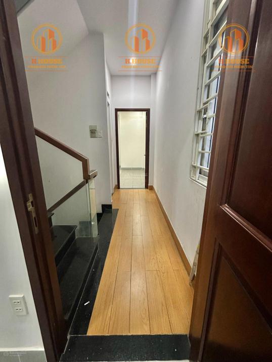 Cho thuê gấp nhà tại Đường Bình Giã - 13 - Tân Bình, 64 m2, 3 tầng, giá 17 tr/tháng