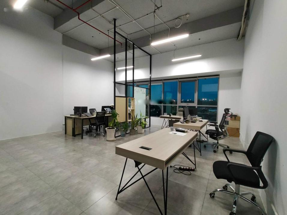 Cho thuê nhà phố shophouse 3 tầng, 252 m2 tại Quận 2 - TP Hồ Chí Minh, giá 95 tr/tháng - Ảnh 1