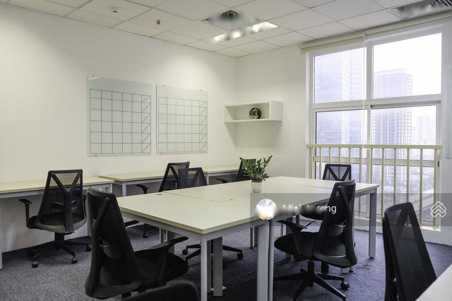 Chính chủ cho thuê văn phòng 20m2, 25m2 có sẵn bàn ghế tại Nguyễn Chí Thanh, Ba Đình