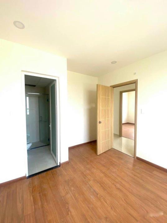 Cho thuê căn hộ 2 phòng ngủ, 53 m2 tại Đường Trịnh Quang Nghị - Quận 8, giá 6 triệu/tháng