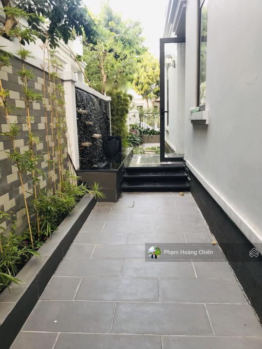 Cần cho thuê shophouses 3 tầng, 120 m2 tại Quận 2 - TP Hồ Chí Minh, giá 35 tr/tháng