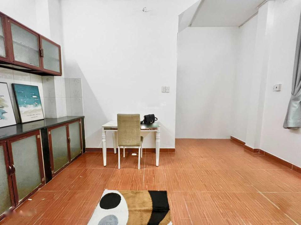 Cho thuê gấp nhà trọ 20 m2 tại Đường Phan Văn Trị - Bình Thạnh, đã có nội thất, giá 4 triệu/tháng - Ảnh 1