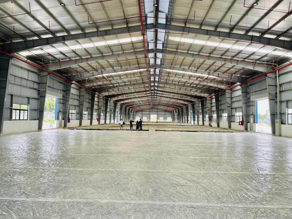 Cho thuê kho xưởng Long Biên, diện tích 1900m2, 3600m2 PCCC tự động nghiệm thu, xuất VAT đầy đủ