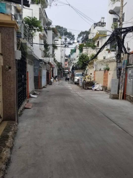 Mặt bằng kinh doanh đẹp cho thuê 126m2 ở Trần Quang Diệu Phường 14 Quận 3