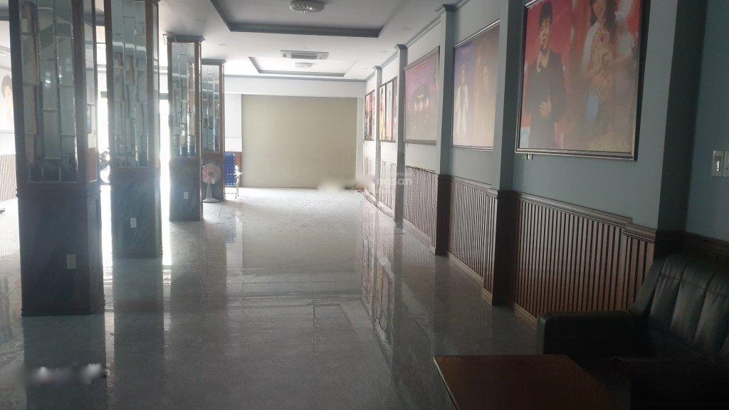 Cho thuê nhà mặt tiền tại Đường Trần Văn Giàu - Bình Tân, 160 m2, 3 tầng, giá 80 triệu/tháng - Ảnh 1