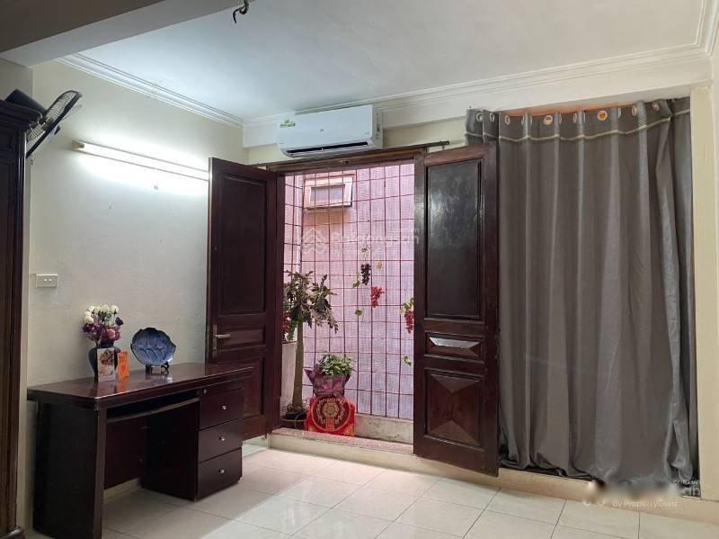 Cho thuê nhà sổ riêng tại Phố Mai Hắc Đế, 30 m2, 4 tầng, đầy đủ nội thất, giá 10 triệu/tháng - Ảnh 1