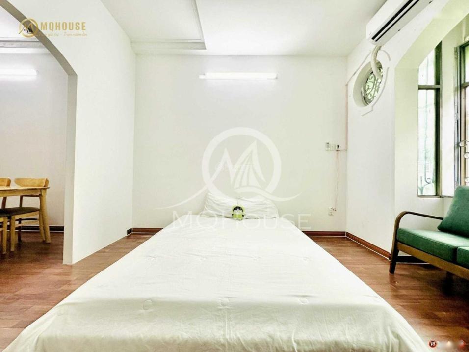 Cần cho thuê gấp phòng 35 m2 tại Đường Phan Xích Long - Phú Nhuận, đầy đủ nội thất, giá 6 tr/tháng