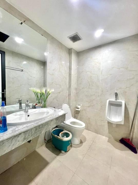 Cho thuê gấp nhà riêng tại Đường Nguyễn Chí Thanh - Đống Đa, 40 m2, 5 tầng, giá 16 tr/tháng