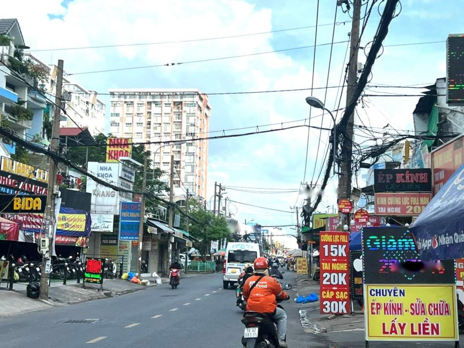 Cần cho thuê gấp nhà mặt tiền tại Đường Phạm Văn Chiêu - 9 - Gò Vấp, 300 m2, giá 45 triệu/tháng - Ảnh 1