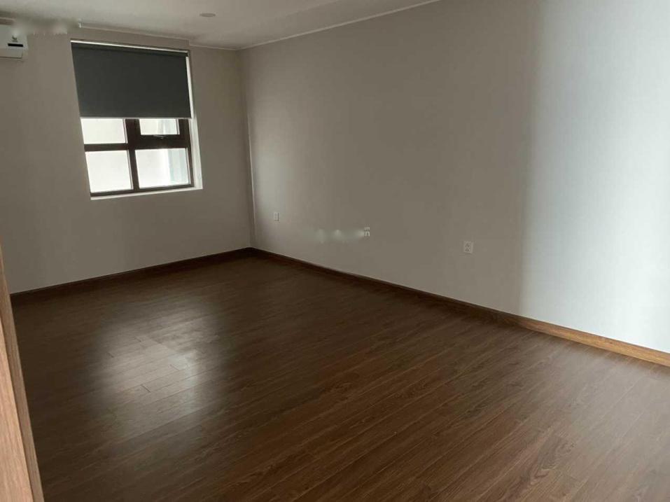 Cần bán nhà chung cư 3 phòng ngủ, 168 m2, giá rẻ tại Đường Võ Chí Công - Tây Hồ - Hà Nội