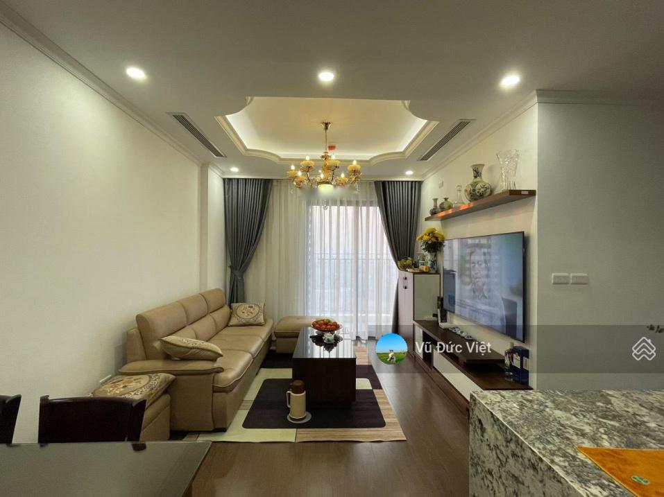 Bán gấp căn chung cư 2 phòng ngủ, 80 m2, giá 4 tỷ tại Đường Xuân La - Xuân La - Tây Hồ - Hà Nội