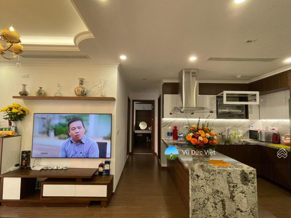 Bán gấp căn chung cư 2 phòng ngủ, 80 m2, giá 4 tỷ tại Đường Xuân La - Xuân La - Tây Hồ - Hà Nội - Ảnh 1