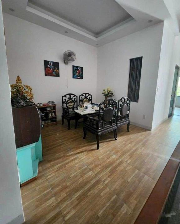 Bán nhà đất 3 tầng, 100 m2, mặt tiền 5m, hướng Đông - Nam tại Phường Hòa Xuân - Cẩm Lệ, giá 4,7 tỷ - Ảnh 1