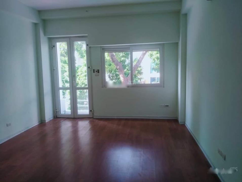 Cần bán ngay căn nhà mặt phố 4 tầng, 100 m2, mặt tiền 4m tại Phường Phúc La - Hà Đông, giá 16 tỷ