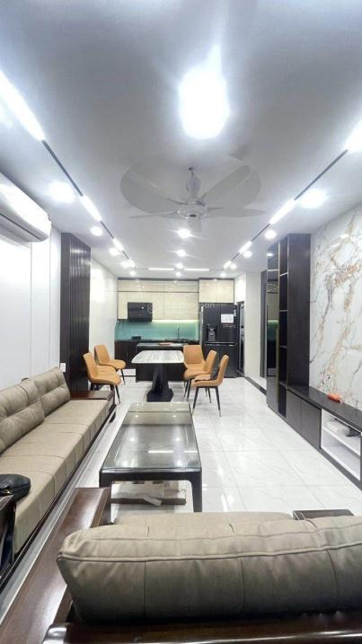 Cần bán gấp căn nhà mặt phố 6 tầng, 55 m2, mặt tiền 5m tại Đường Nguyễn Khang, giá 17,6 tỷ - Ảnh 1