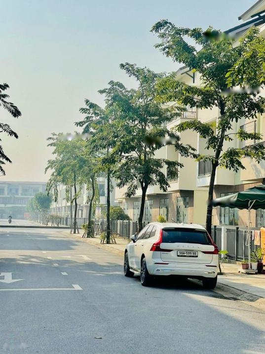 Cần bán ngay căn biệt thự 3 tầng, 90 m2, giá 4,48 tỷ tại Đường Hữu Nghị - Từ Sơn - Bắc Ninh