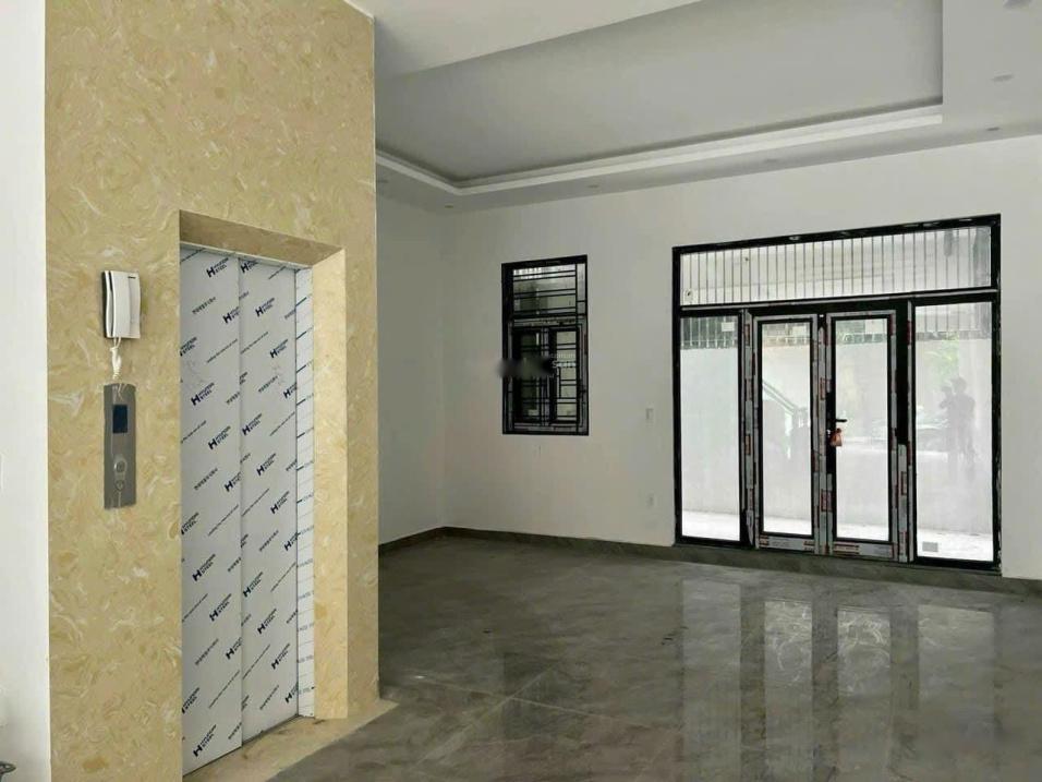 Cần bán gấp nhà phố 5 tầng, 94 m2, mặt tiền 5m tại Quận Hồng Bàng - Hải Phòng, giá 10,8 tỷ - Ảnh 1