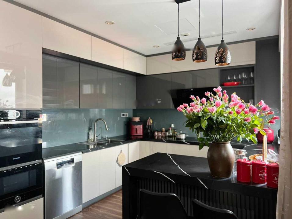 Bán gấp nhà đất 5 tầng, 120 m2 tại Đường Ngọc Hà - Đội Cấn - Ba Đình - Hà Nội, giá 15,5 tỷ - Ảnh 1